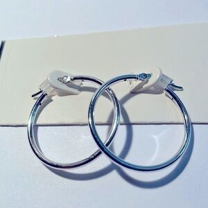 Hoop earrings 812